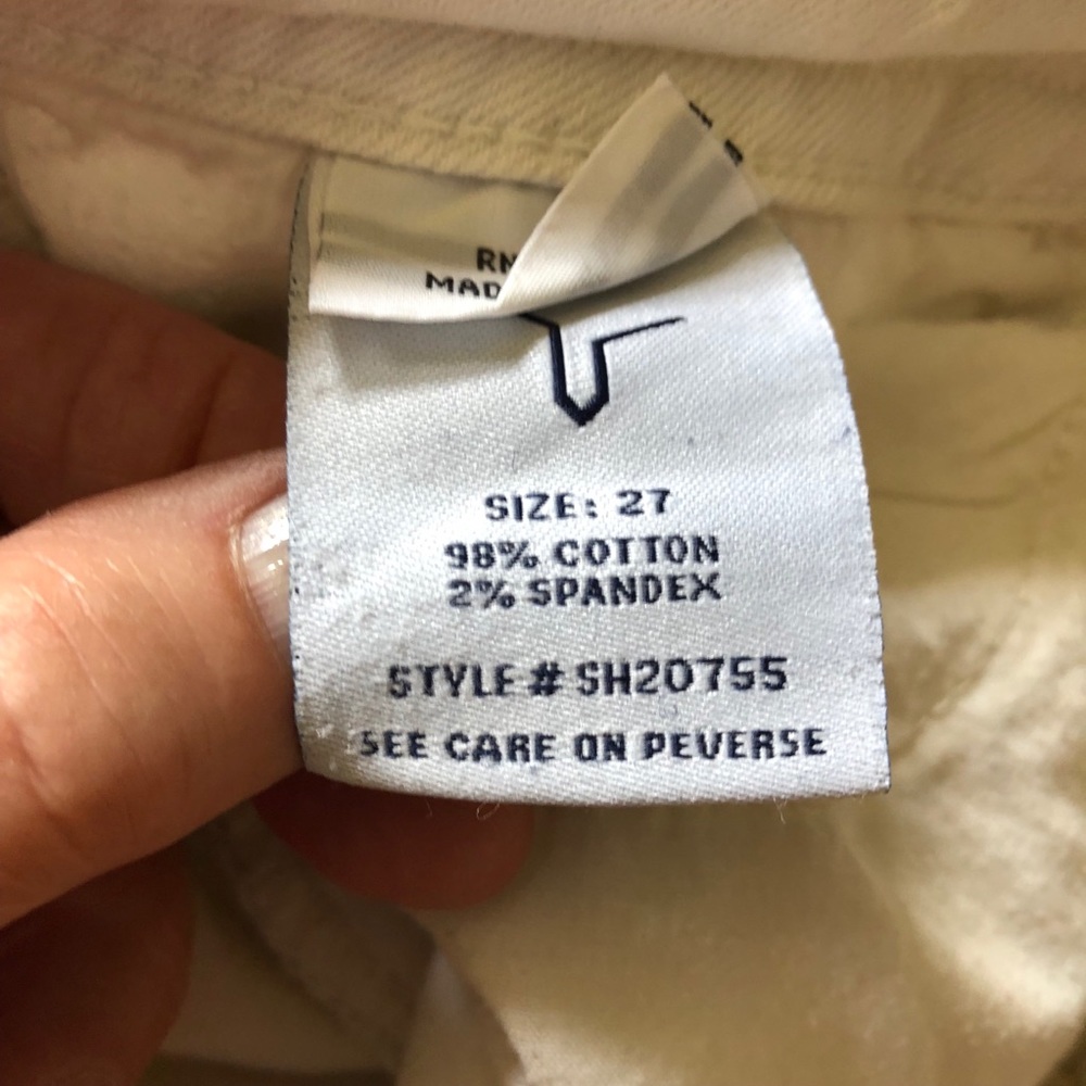 Vigoss White Shorts - Picture 5 of 5